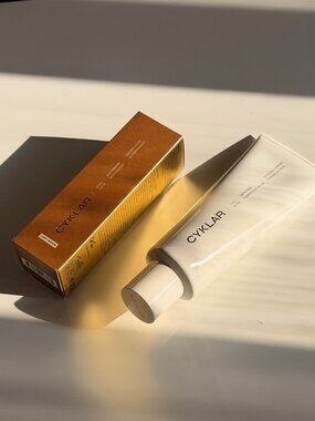 CYKLAR Self-Tanning Milky Essence and Lactic Acid Body Polish Set, Brand New